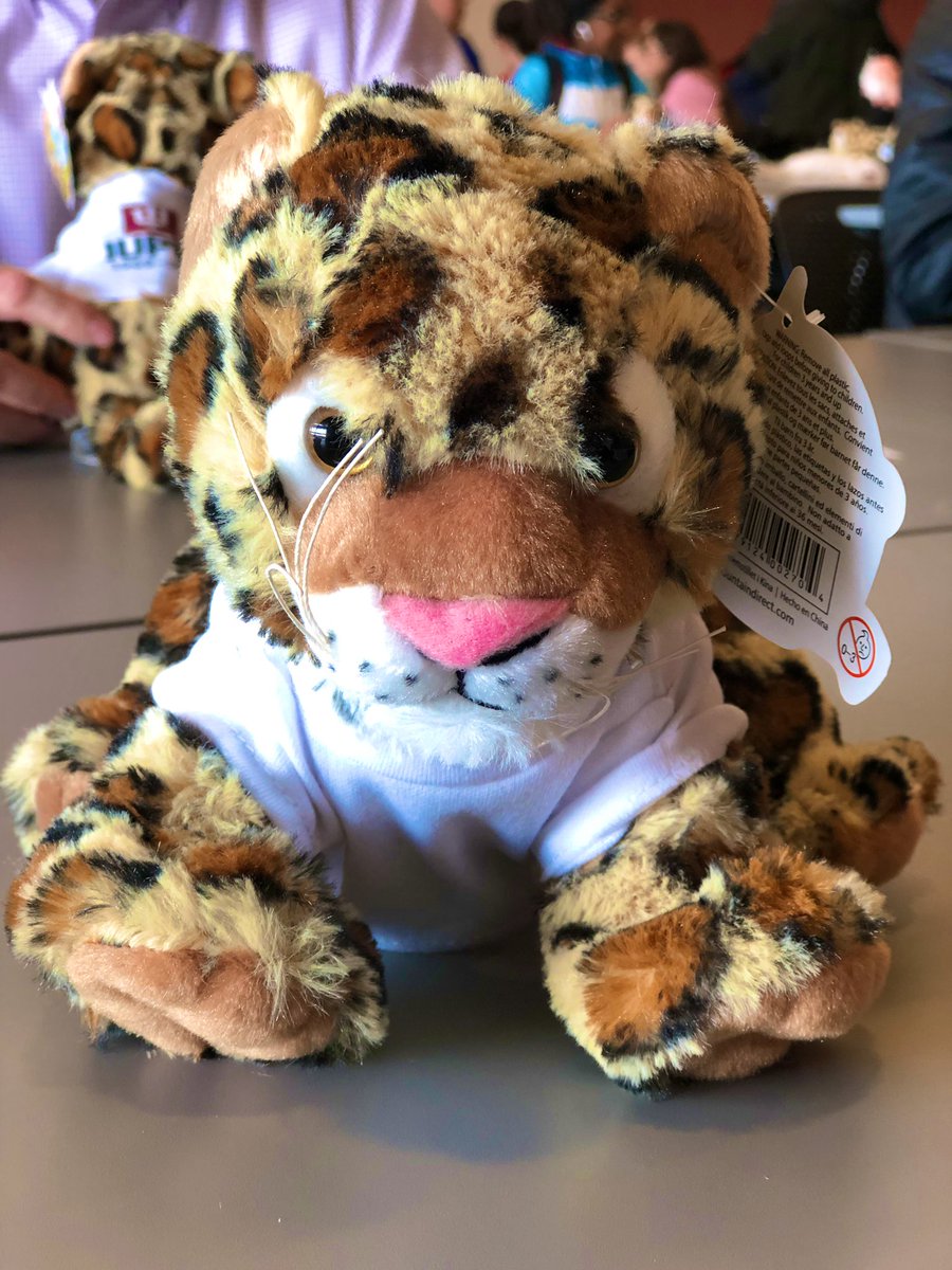 l_elko's tweet photo. @IUPUIJaguars threw a FUN birthday bash! #MyIUPUI https://t.co/cdZ2nBOjC8