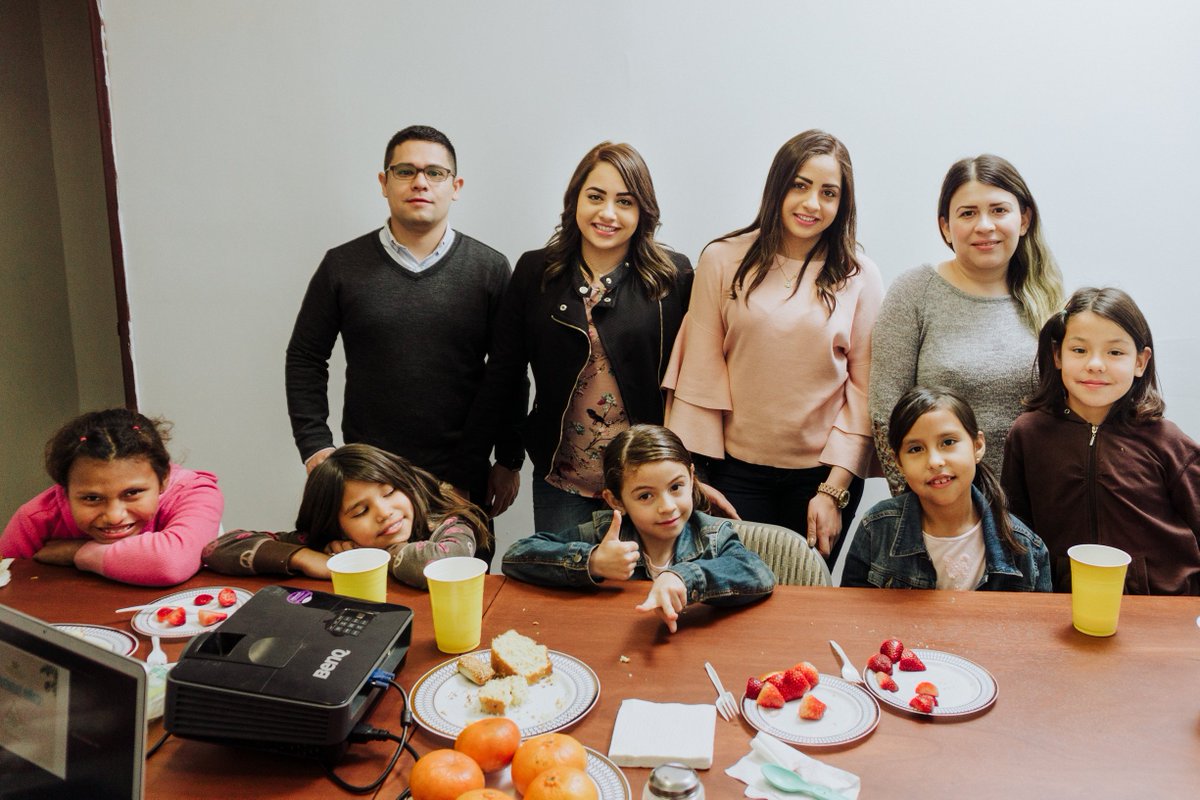 El Descanso Spa invitó a nuestras niñas para un día de spa, clase de nutrición y alimentación consiente. Es importante promover en nuestros niños hábitos saludables para su pleno desarrollo. ¡Muchas gracias el descanso spa por su gran apoyo! #SoloParaServir