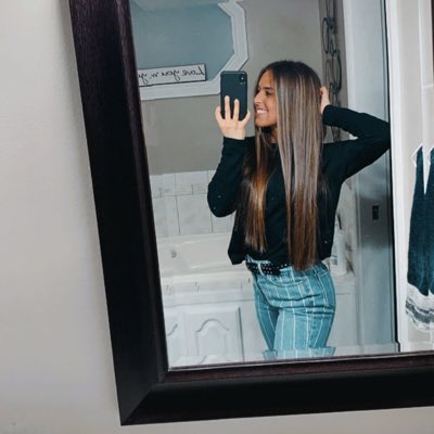 kaleymills_'s tweet photo. #NewProfilePic https://t.co/HJImOFaiv5