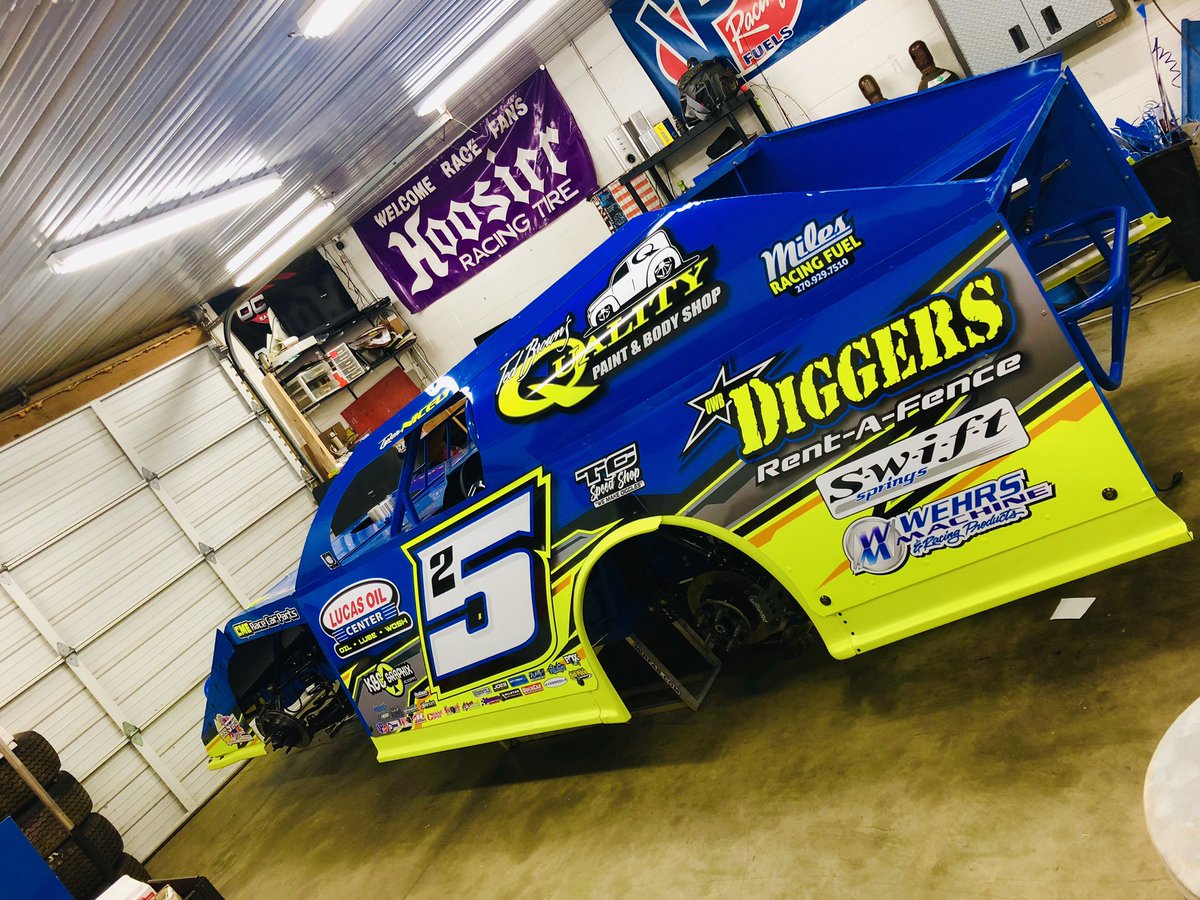 TylerNicely's tweet photo. Ready to head south for Speedweeks '19
#factoryE
#kbc19 https://t.co/TXBnOHx9Bl