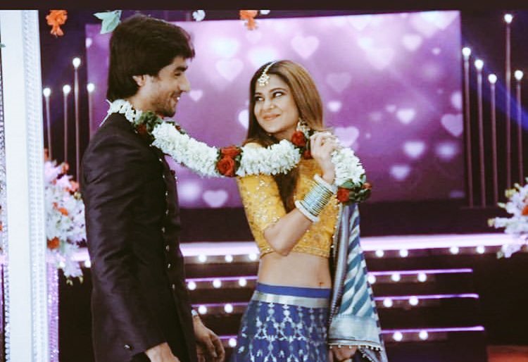 Promise Day 62: I wish there was a parallel universe in which the audience mattered & not TRPs. A place where real talent was given respect.  #Bepannaah showed us many parallels, please  @aniruddha_r sir show us that good does exist. Bring  #JenShad back. 