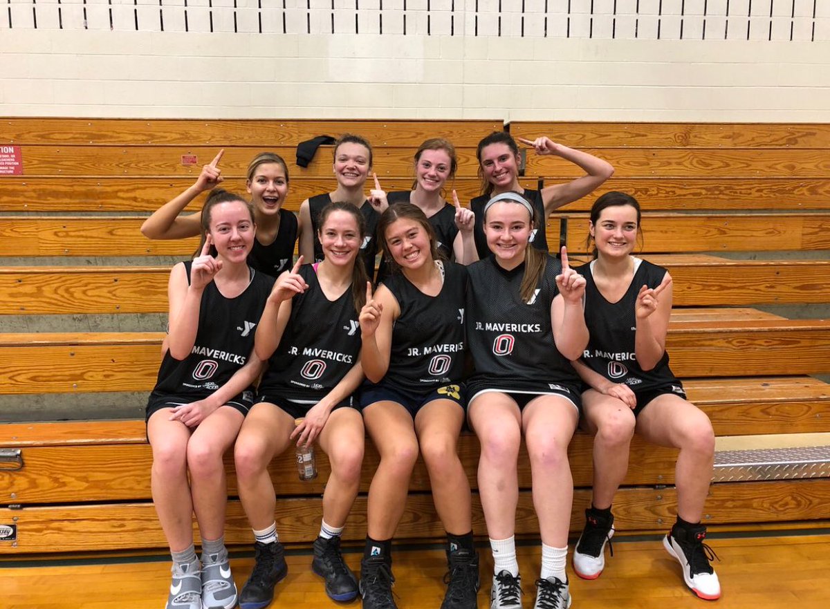 Ashley__stanek's tweet photo. Proud to announce I have received an offer to further my basketball career with @brosketball1 for another season. Thanks to everyone who has supported me so far on this journey #rollbros https://t.co/svXw5QCkZO