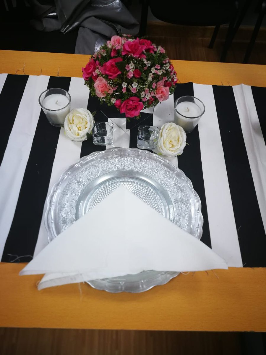 One of the most creative classes for our Wedding Course is Table Layout &amp; Decor. Maya Toubia creates magic from simple things, with elements easily available at our homes.A glimpse of students learning about texture, colours,combinations to make a table look inviting!
#tabledecor