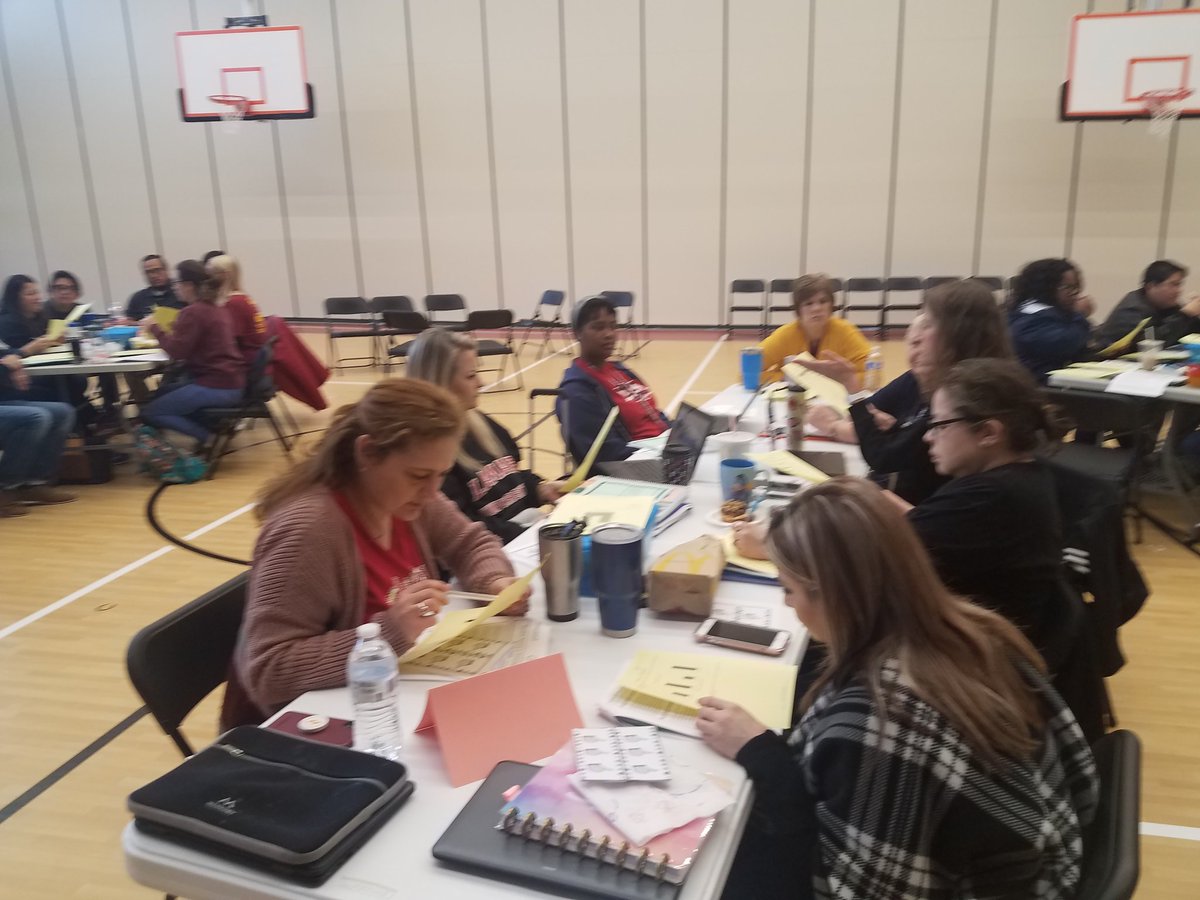 pramirezdelta03's tweet photo. Mae Smythe teachers hard at work 😉!!! #PisdMathChat https://t.co/9Vrral89pt