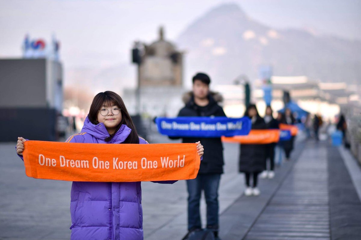 jby0826's tweet photo. One Dream One Korea One World

=> Koean Dream https://t.co/Y7HCPEyv5w
