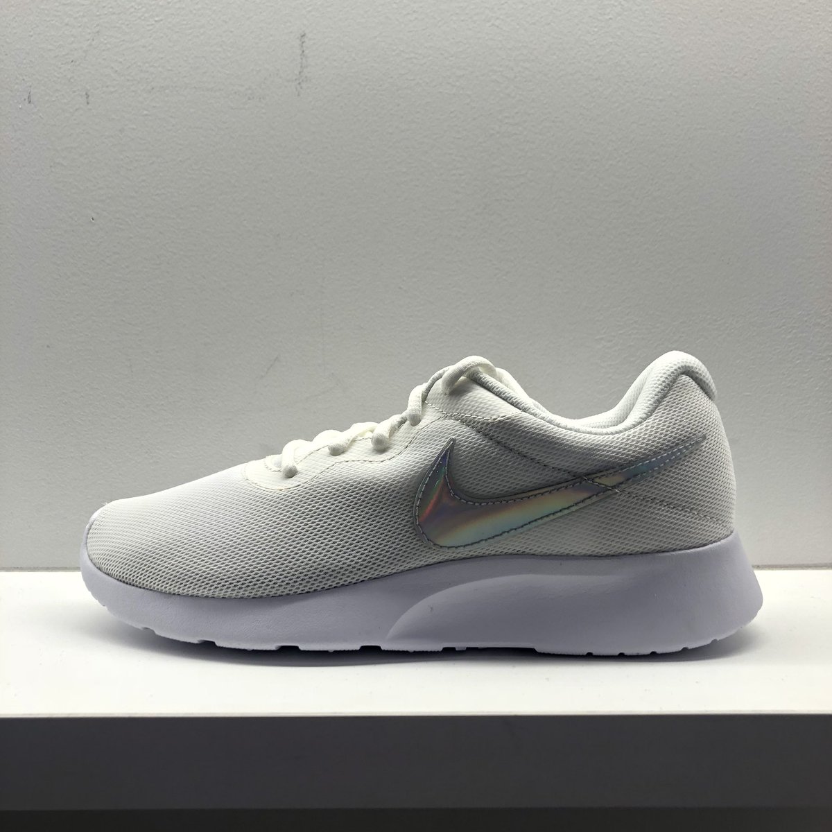 ESSENCE_BP's tweet photo. 【新作入荷！】
NIKE
WMS TANJUN
¥9,000+Tax https://t.co/OFAiePSfrC