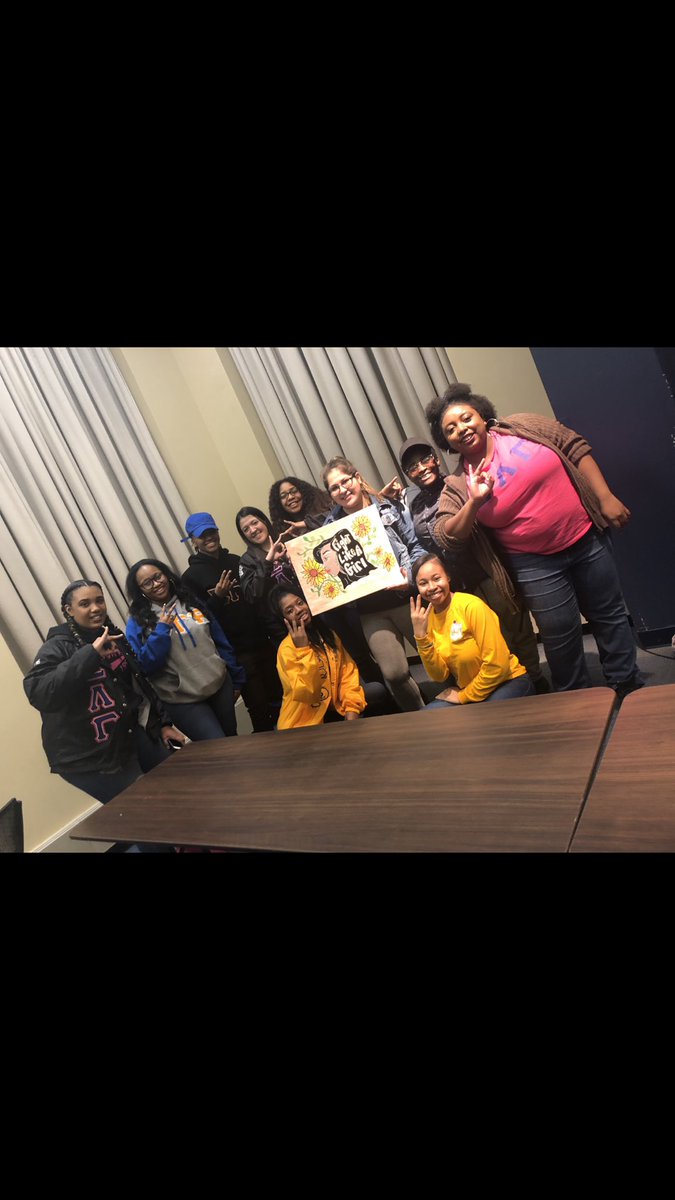 XiBeta Poodles tweet media