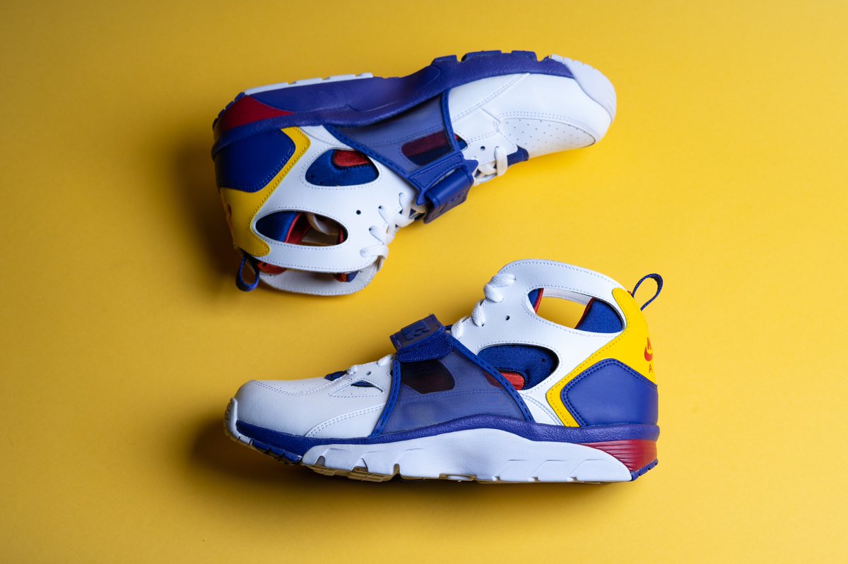 nike air trainer huarache og