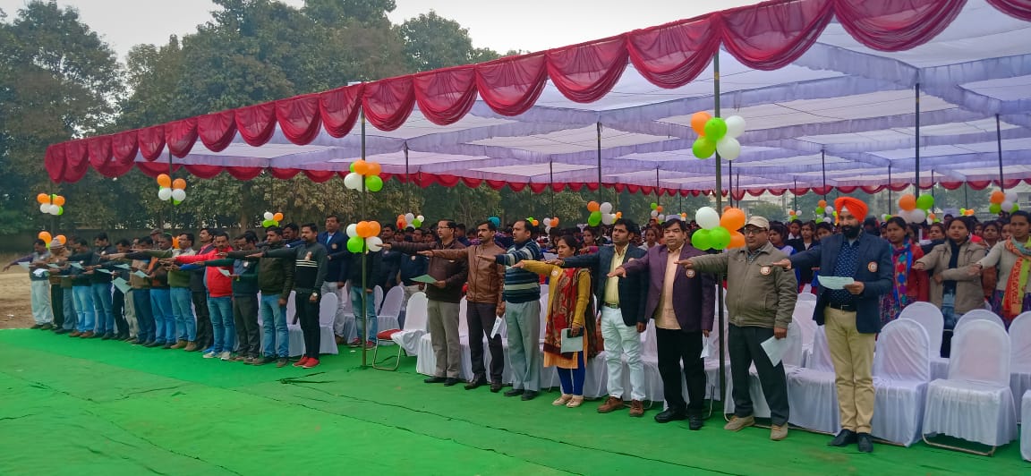 DM LAKHIMPUR KHERI tweet media