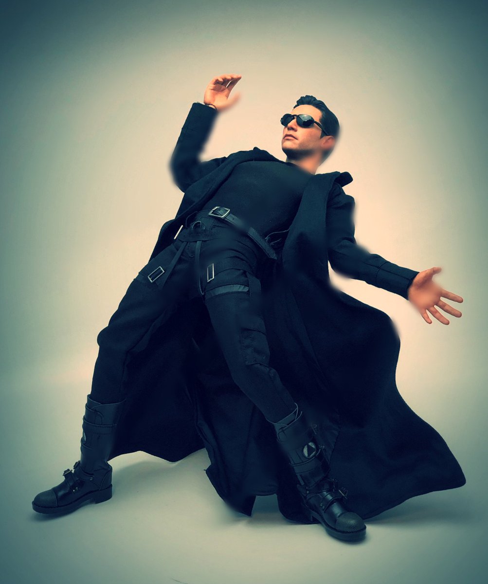 タイムセール‼️【美品】ホットトイズ　マトリックス　ネオ　キアヌ・リーブス ホットトイズの「マトリックス ネオ」例のお約束ポーズにチャレンジw