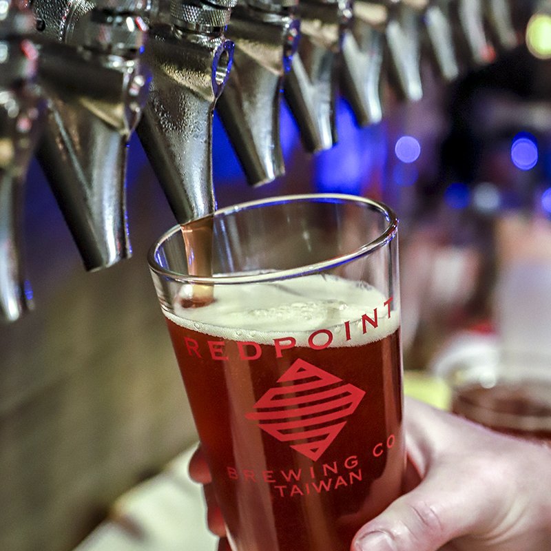 The perfect Redpoint pour!

 未滿十八歲禁止飲酒