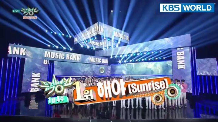 gfvvzsyy's tweet photo. Congrats #GFRIEND for winning on Music Bank! 🎉
#Sunrise1stWin : 2019's 1st The Show winner
#Sunrise2ndWin : Show Champion 300th episode winner
#Sunrise3rdWin : #GFRIEND50thWin
#Sunrise4thWin : Won it on Buddy's birthday!
#여자친구 #해야
#SUNRISE https://t.co/7rGG5CAjFe