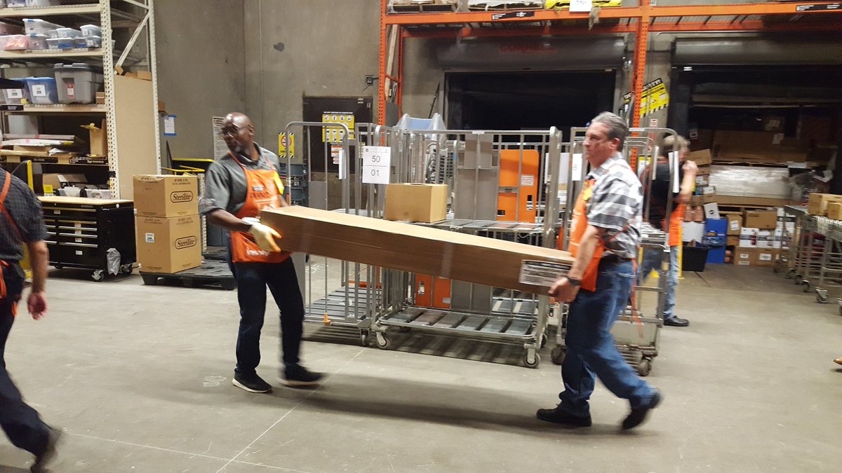 Thanks to the D25 Leadership team for unloading my RDC tonight. Appreciate all your efforts and teamwork. @homedepot6668 <a href="/Steven_Mousseau/">Steven Mousseau</a> <a href="/Jaime_HD_D25/">Jaime Castillo</a> @amazingjake1 <a href="/seanfinnthd/">sean finn</a> @opsasm6668 <a href="/EddieReese1971/">Eddie Reese</a> @asds_6668