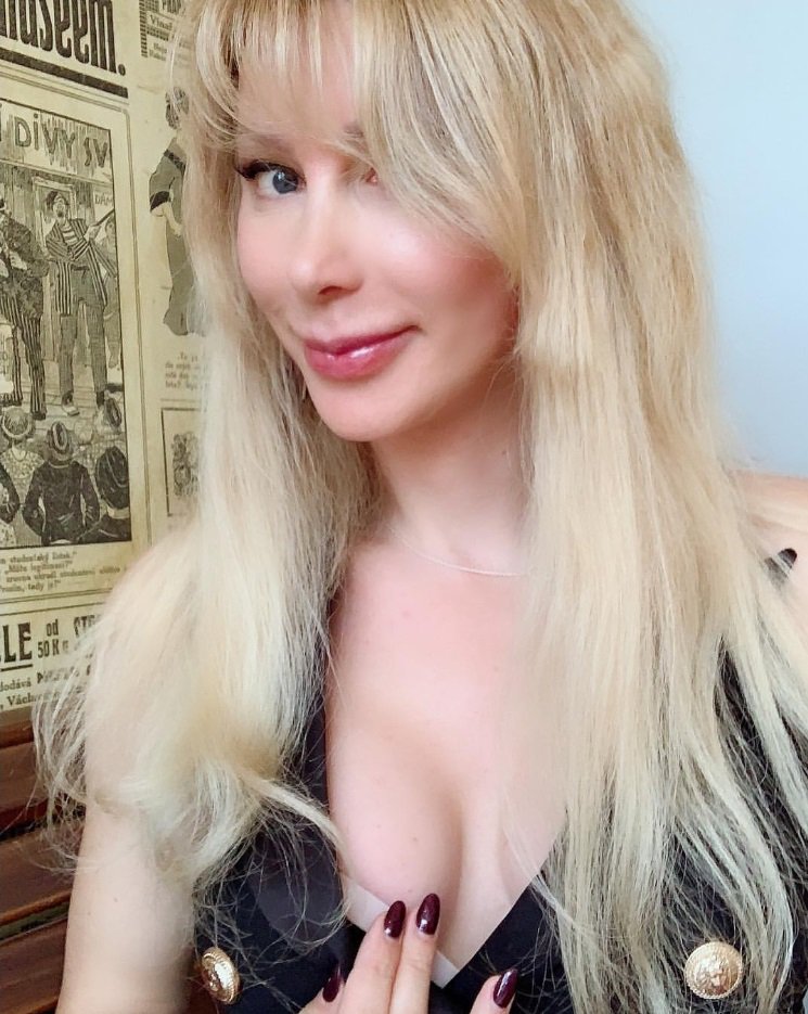 Love4Trans's tweet photo. We’re the best 100% free #transdatingsite that you’ll find anywhere, filled with gorgeous, fun and flirty #transsingles. You can start chatting now, with just a few clicks. Go sign up for your free account to find out more. https://t.co/GzXADEt2SI