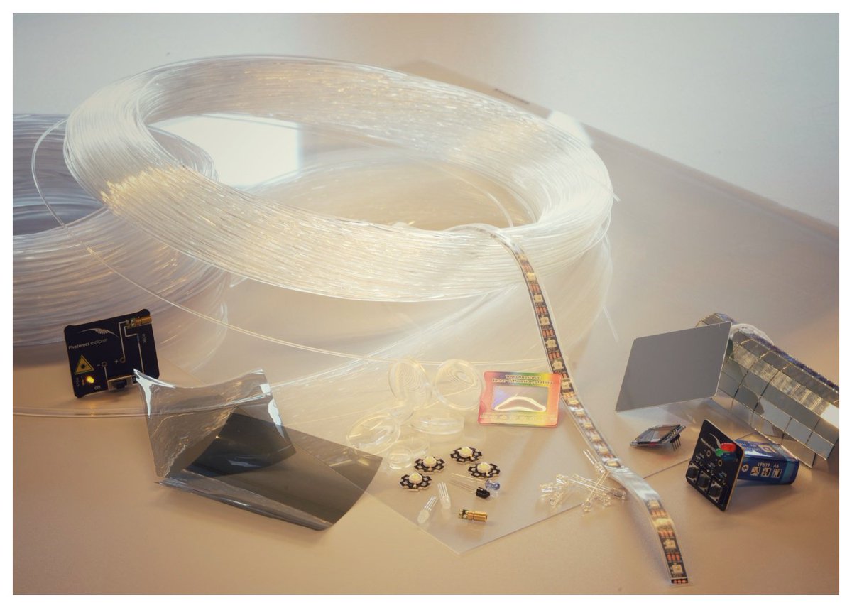 B-Photonics (@photonicsb) on Twitter photo Didn't win a 'free Photonics toolkit'??
No problem, try out the workshops yourself!
All educational information is available for free on the website of <a href="/Phablabs40/">Phablabs 4.0</a>: phablabs.eu/photonics-work…
The photonics materials can also be purchased online: b-photonics.eu/photonic... Didn't win a 'free Photonics toolkit'??
No problem, try out the workshops yourself!
All educational information is available for free on the website of <a href="/Phablabs40/">Phablabs 4.0</a>: phablabs.eu/photonics-work…
The photonics materials can also be purchased online: b-photonics.eu/photonic...