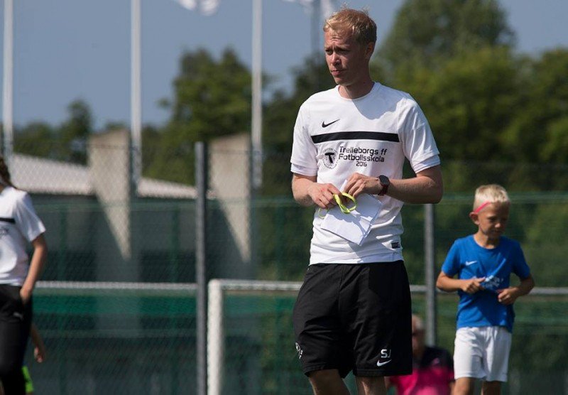 Stefan Jönsson är ny jämställdhetsansvarig i TFF: ”Det ska vara lika för alla”. bit.ly/2sMhFzY #viärtff #superettan #twittboll #tffdam #damfotboll