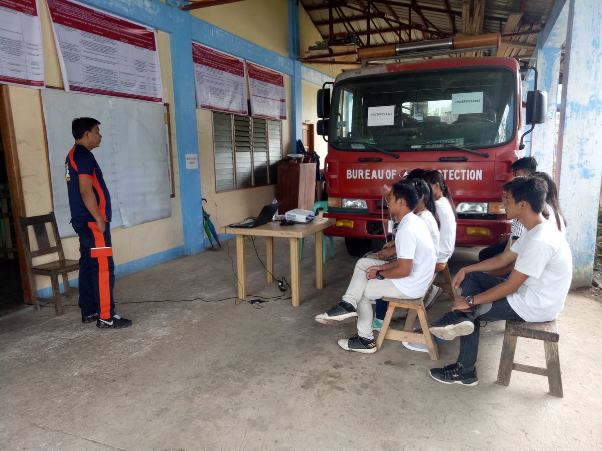 Lecture on Disaster Preparedness to the immersion students of Pinukpuk Vocational School, in coordination with MDRRM personnel, Mr. Mario Tenay, and BFP Pinukpuk as lecturers.
#PNPPATROLPLAN2030
#DisasterPreparedness
#StakeholderSupport