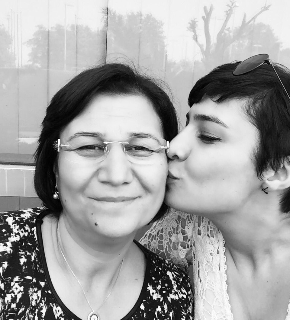 Annem #LeylaGüven tahliye edildi ♥️