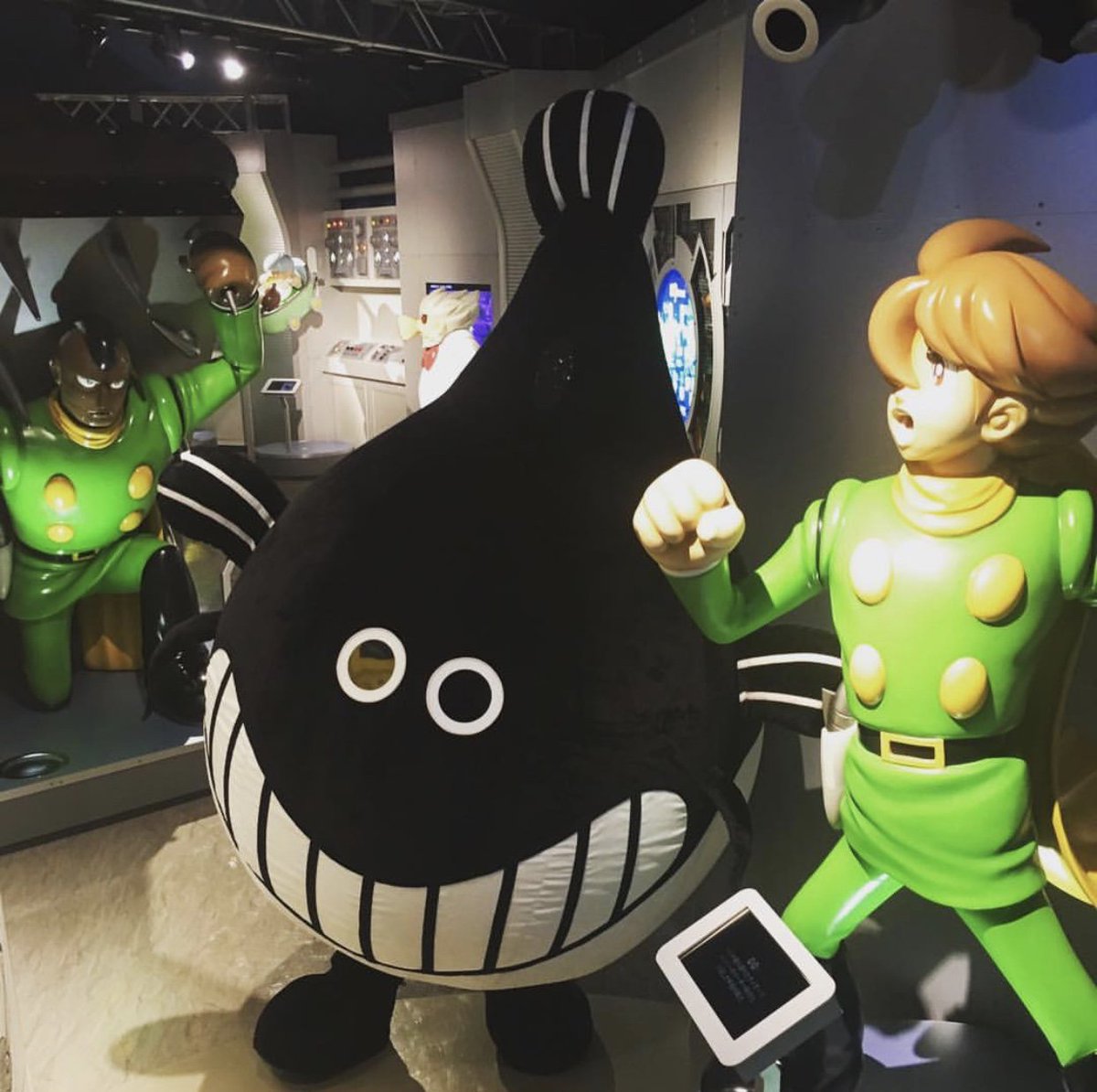 爆買い!】【爆買い!】ビックコミック なまずくん ネクタイピン