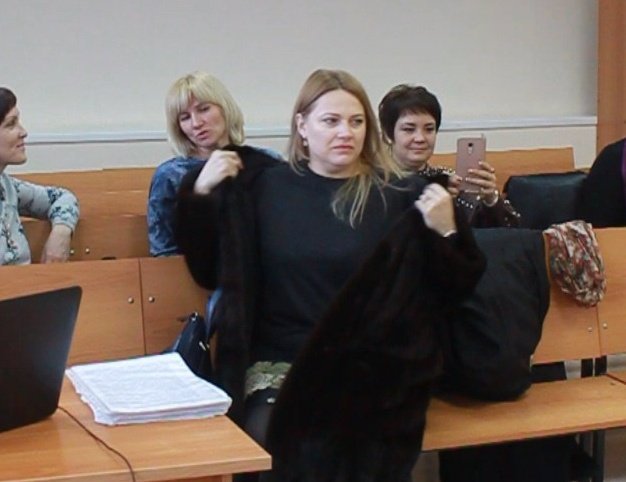 #ЗаЛадуРусь В суде звучала речь, что Грахова должна была получить контузию на войне, чтобы иметь все эти диагнозы. И "афганский синдром", и нарушение целостности мозга. Может, она, конечно, и правда контуженная, мы не знаем. А экспертизы этого не доказали. #ДелоПсихологов