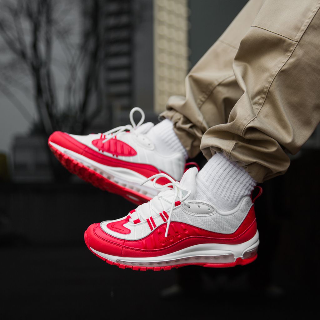 Titolo on Twitter: "ONLINE NOW 🔥 Nike Air Max 98 "University Red" shop here ➡️ https://t.co/1fxrVTeq8T sizerun 🏃🏻 US 4 - US 12 (46) style code 🔎 640744-602 #nike #nikeairmax98 #am98 #