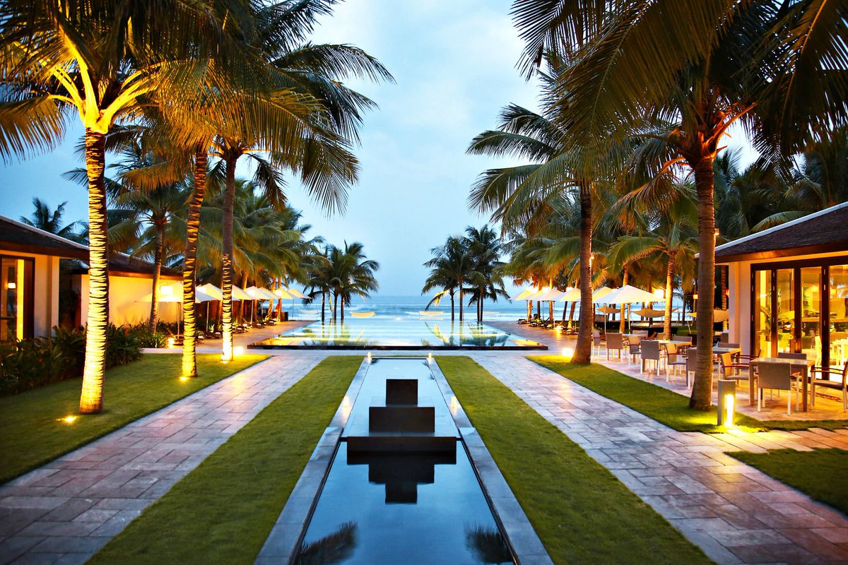 airtours_de's tweet photo. Der SPA GUIDE WINNER 2018 🏆 des Condé Nast Travellers ist das unglaubliche FUSION MAIA RESORT in Vietnam. Wir können Euch nur empfehlen, das Hotel bei Eurer nächsten Asienreise zu berücksichtigen. Mehr Infos hier https://t.co/nloS1H83Lj 🌐 https://t.co/zipHpaNcdI