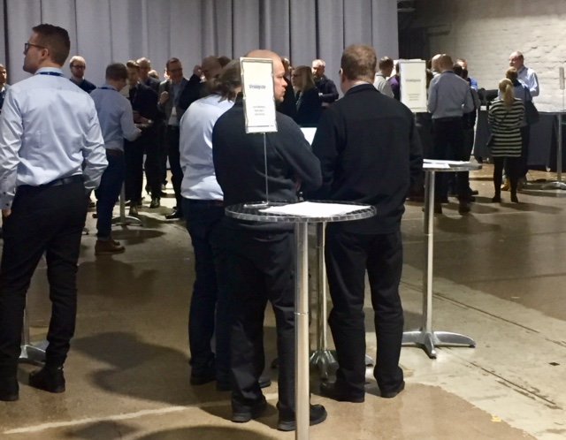 TrimbleUtility's tweet photo. #TKP19 ja uusi aamu. Nyt ollaan asioiden ytimessä demotorilla, ja kohta kuullaan verkon optimoinnista Saksassa. Tänään vielä kirsikkana kakun päällä #TrimbleNIS aurinkovoimalan suunnittelussa! https://t.co/WIQOnZ0zz0