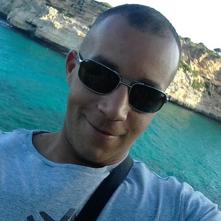 2fac3's tweet photo. #NewProfilePic https://t.co/00FmSY9VeM
