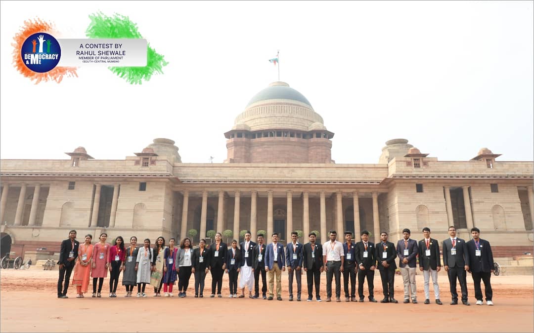 shewale_rahul's tweet photo. #DemocracyAndMe winners at President House. #26For26th https://t.co/tBBSXfFtPe
