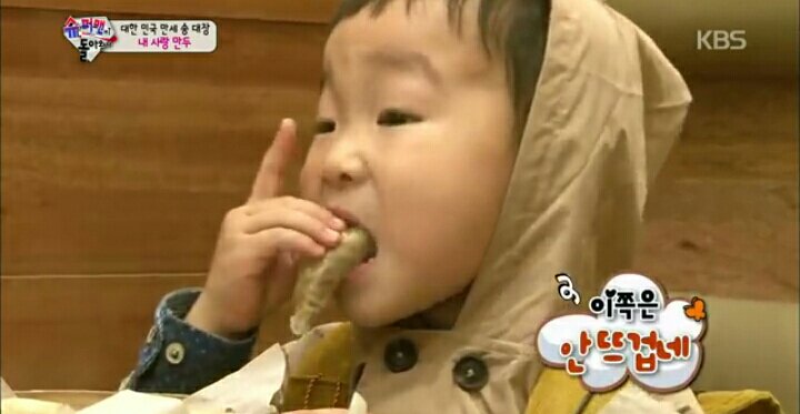 seulbearkang02's tweet photo. PART 4 
of SEULGI &amp; DAEHAN similarities:
They both love foods, they are big eaters and fast eater. And their favorite is Meat

#RedVelvet #SEULGI #songtriplets #DAEHAN #SeulgiDaehan #SeulHan https://t.co/0tBJ4iLMA8