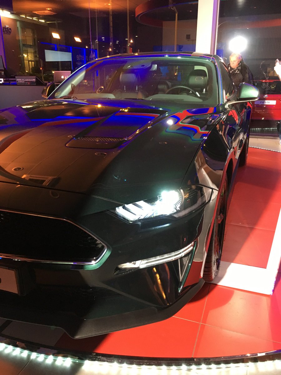 GroupeParot's tweet photo. Retour sur l'inauguration de notre nouveau #FORDSTORE hier soir à Fleury-les-Aubrais. Un grand merci à @FordFrance , notre partenaire depuis plus de 30 ans, et à toutes les équipes de @fordgapauto pour l'organisation de cette soirée ! #Ford #MotionDealer https://t.co/iHgGEM7E15