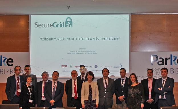 ITS_Security_'s tweet photo. "Tecnología vasca para dar seguridad a la red eléctrica", este es el titular acompaña al evento organizado ayer por el Consorcio de empresas del proyecto #SecureGrid, entre las que se encuentra ITS @ITS_Security_
https://t.co/gnXgIfVDMm
#ciberseguridad https://t.co/rdp5R1fUtP