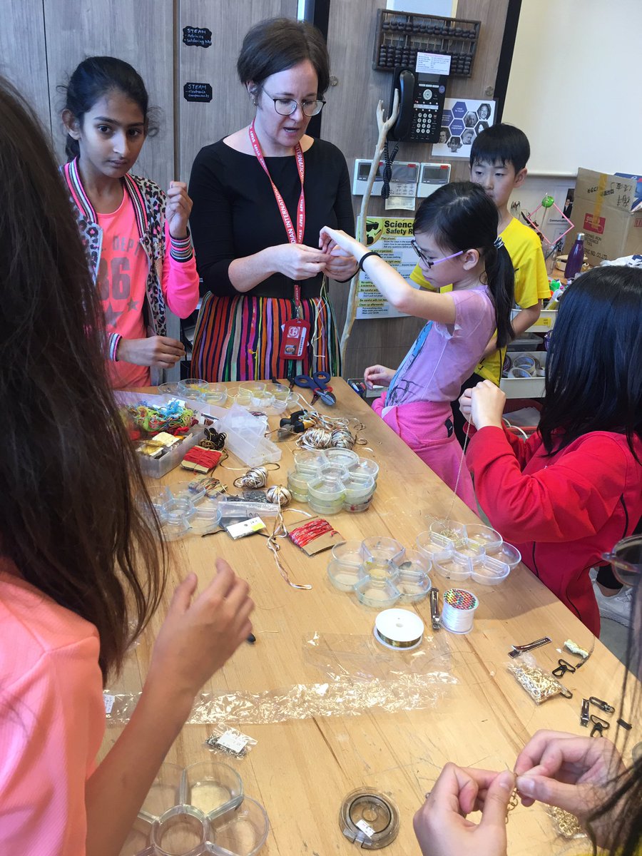 alytree's tweet image. G5 hands-on design workshops were fabulous today!! #cdnisprojectinnovate @Makerspaces_com @21cli @ProjectZeroHGSE @MakerEdOrg