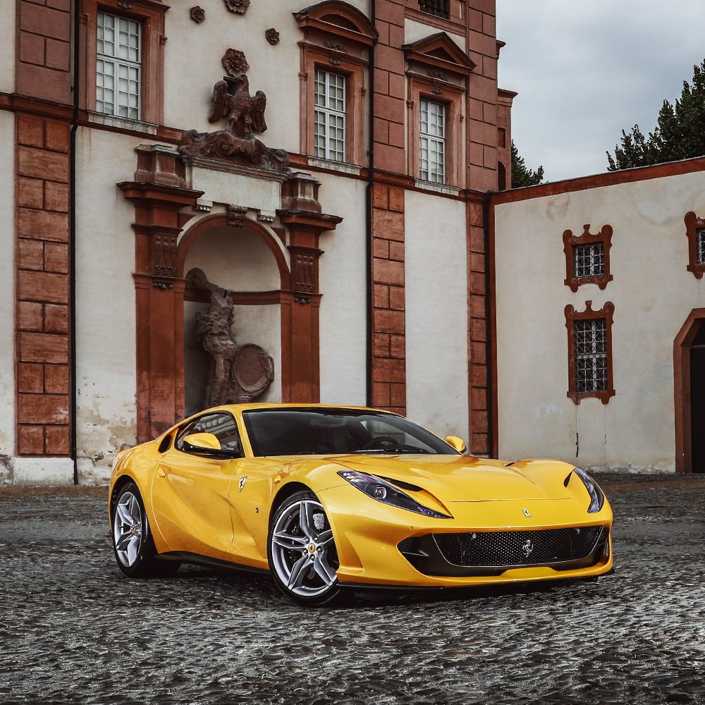 lagos682's tweet photo. #Ferrari  #812Superfast #V12 #770HP  #ItalianSupercar🇮🇹

@LienhardRacing @FAFBulldog @vividcloudofwat @BCJr @Rinoire @Tato1979 @scuderiagta @MauroBeltramo @orsoladelzenero @ItaliAuto @alfamale87 @roman_fedyaev @MarabelliGp @FerrariDailyArt @Vintage_Cars @BeautifulCars_x https://t.co/h1G9peqZl1