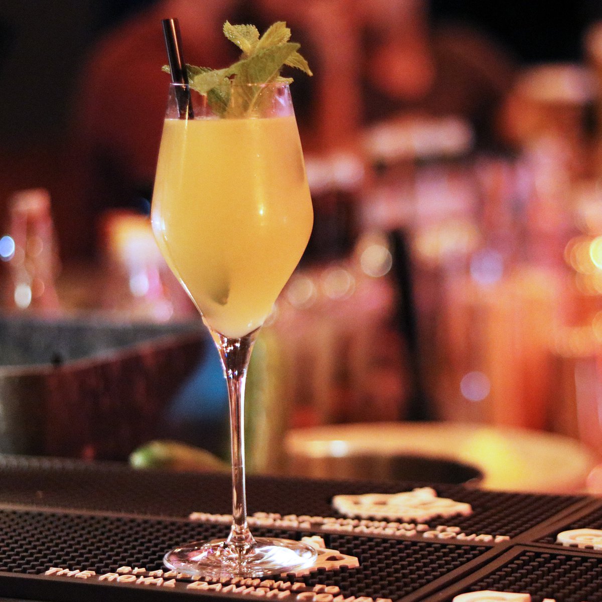 Gen_Berlin's tweet photo. So, what's your favourite cocktail? ...the next one! 😆
.
.
.
.
.
#KupferBarBerlin #GeneratorBerlin #Cocktail https://t.co/bCgMXKHInv