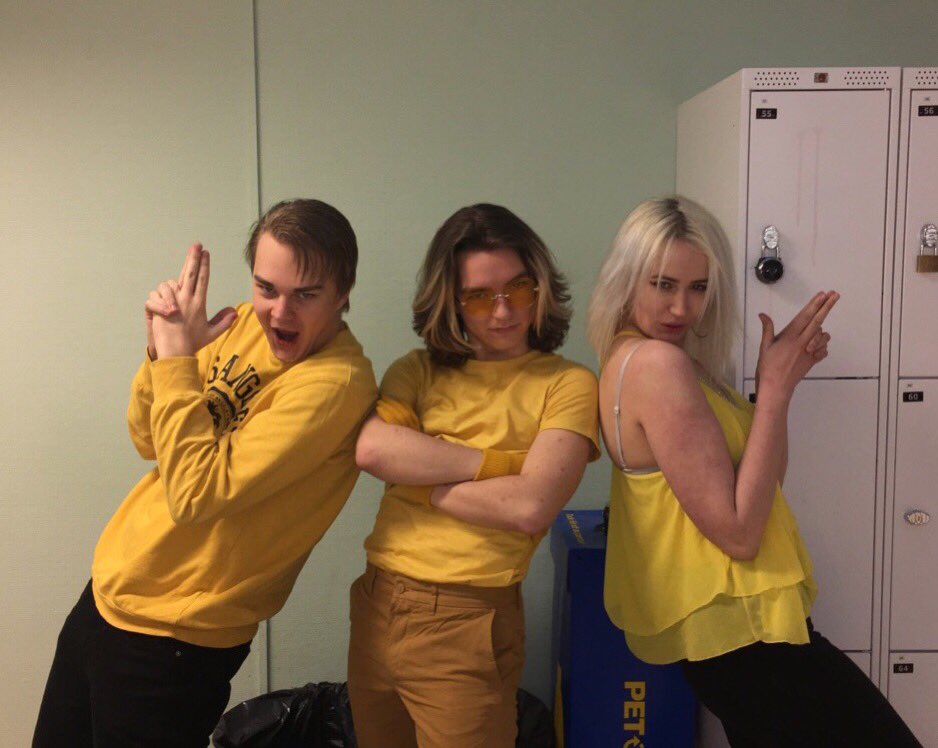 BeriksP's tweet photo. GUL FREDAG😄🐥🧽💛
#yellowofthemonth GÅR TILL JONAS!!! KEEP ON YELLOWIN ;-))

Kom ihåg att klä er gult på fredgar för att vinna #yellowofthemonth https://t.co/5gwMIs0ToA
