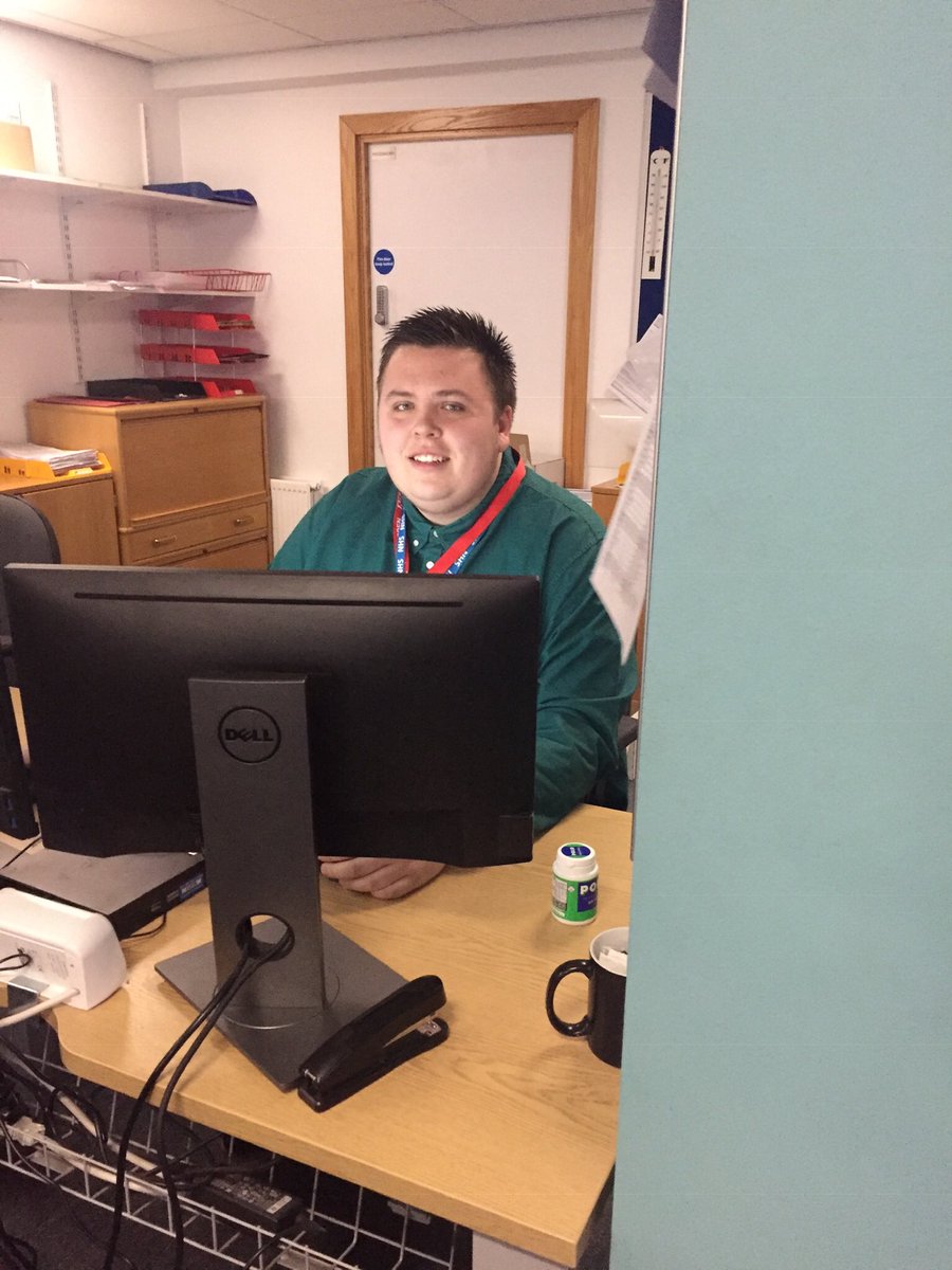 TracyWhelan8's tweet photo. @epsom_sthelier meet Jake our new team leader for the Outpatient booking center - promotion clearly suits him as he was in before me today! #developingourstaff #NHS #investinginpeople https://t.co/YhcOGrVa83