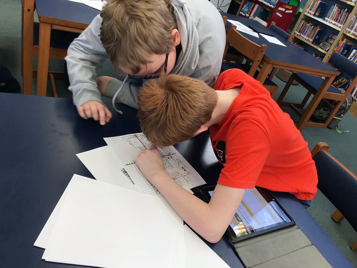 dmsdcps's tweet image. Ms Booe and Ms Bourlier&apos;s Class were on a scavenger hunt today finding clues and coordinates as a team. Success for all!!!  #DMSGens  #MUSTbesuccessful #DMSLib