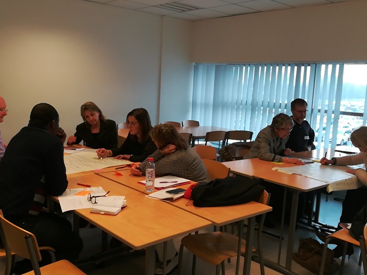 Donner du sens... thématique inspirante du colloque APEA <a href="/FormasupNPC/">Formasup NPDC</a> . Atelier sur les compétences des managers des collaborateurs heureux 😁 avec Catherine Tanguy <a href="/FarosInstitut/">Faros Institut</a>