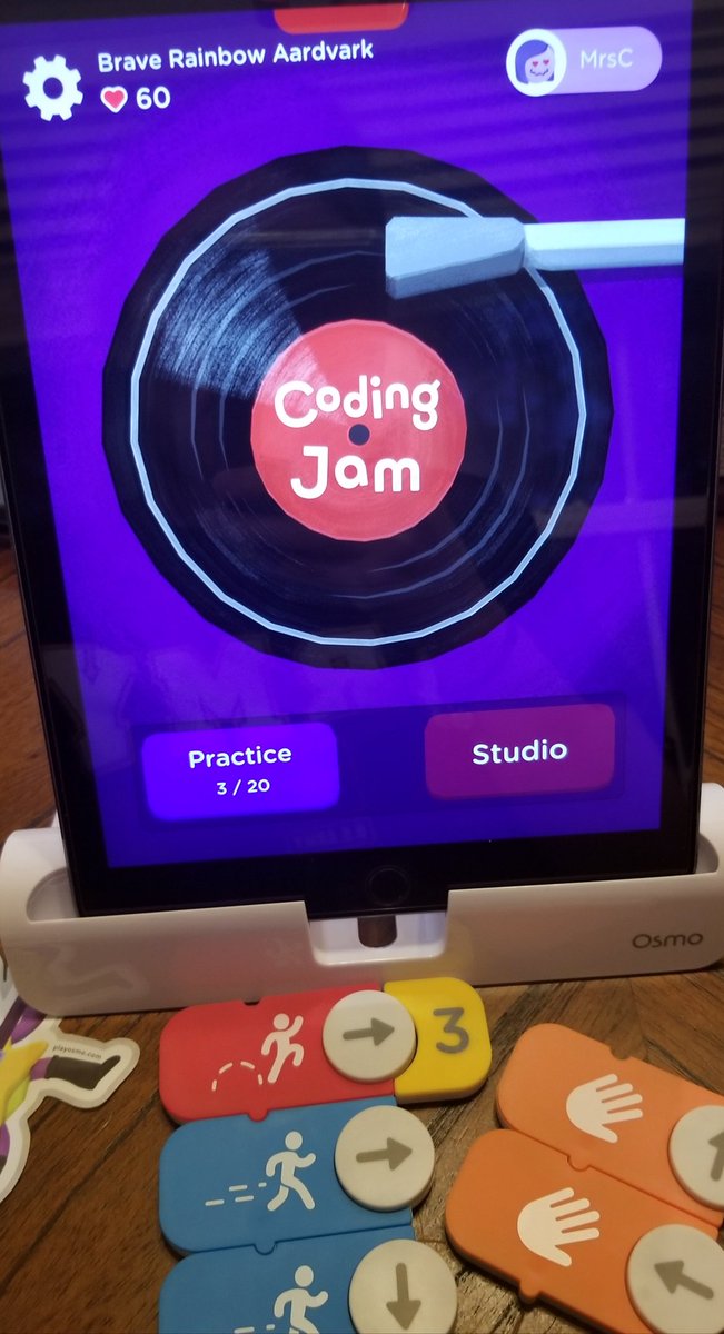 caudill_kate's tweet image. Trying out @PlayOsmo #CodingJam this morning!  #codingtweet @LHEDolphins