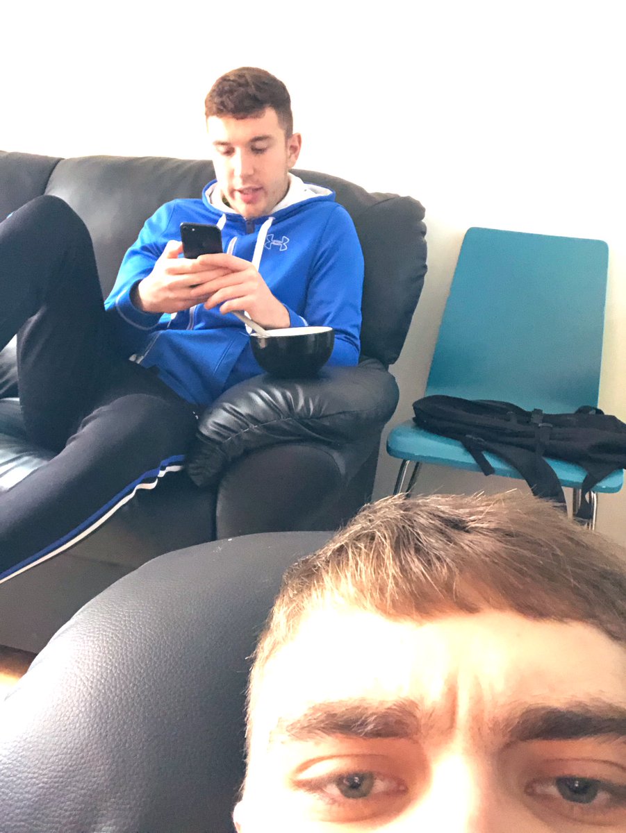 CaolanRoon's tweet photo. Me and the Bror, Friday‘n https://t.co/imFG4ZmrGM