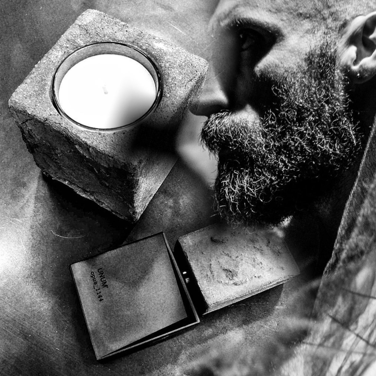 @filipposorcinellibrand 
#UNUM collection 
Opus_1144
extrait de parfum 100 ml

#filipposorcinelli #filipposorcinelliscent #nebbia #fog #nebbiaprofumo #perfume #parfum #nicheparfum #arte #black #biancoenero #style #lifestyle #fashionblogger #art #design #designinspiration #designe