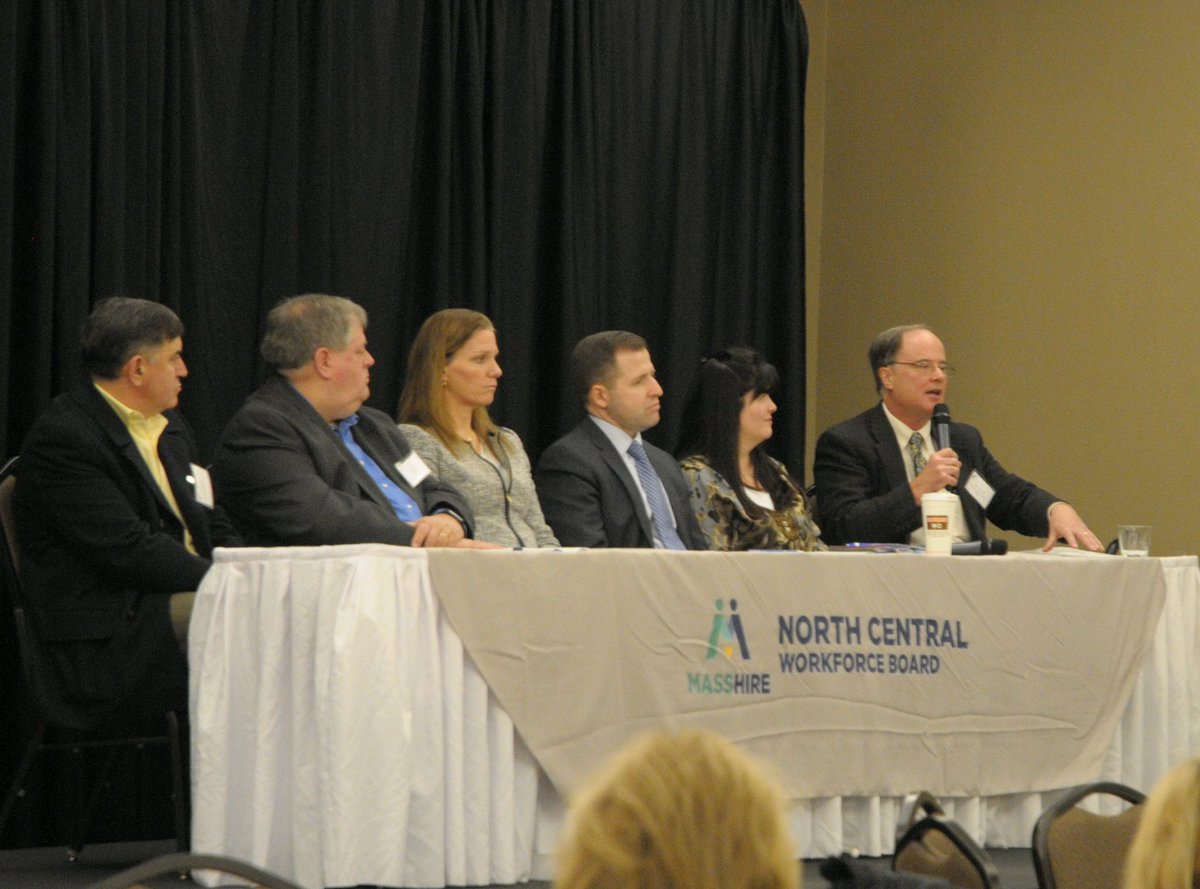 MountWachusett's tweet photo. John Henshaw representing #MWCC at the panelist portion of the @MasshireBoard Manufacturing Pipeline Summit. @NashobaVChamber @SheilaHarrity @ncmchamber #manufacturing #careers https://t.co/PTKxQvf1XW