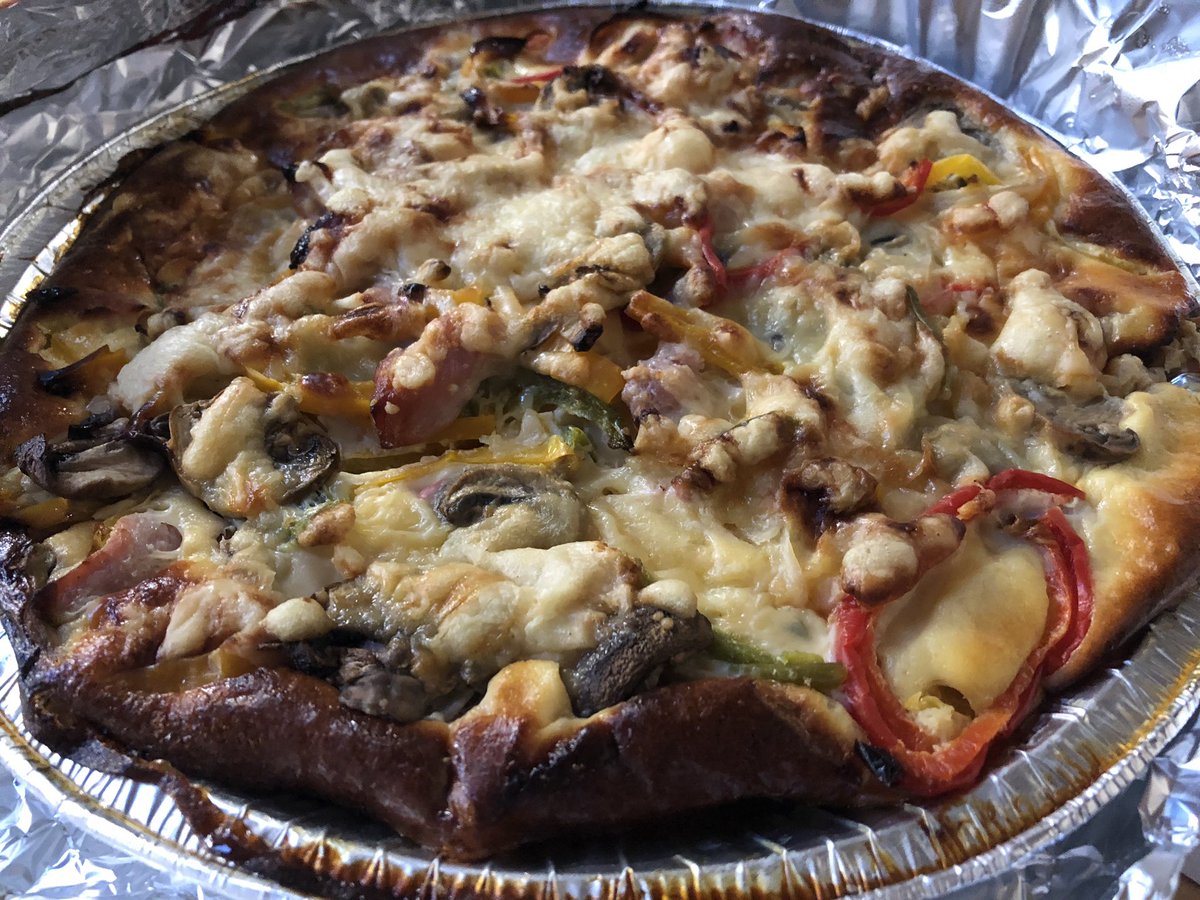 veg_box's tweet photo. Beautiful #Healthy Quiches have just arrived @veg_box  from the lovely Karen who bakes for us each week #Kbakes .They smell amazing 😉 @DevonFoodHour @FoodandDrinkSW @DevonFoodNet https://t.co/Jh0NxxCGGS