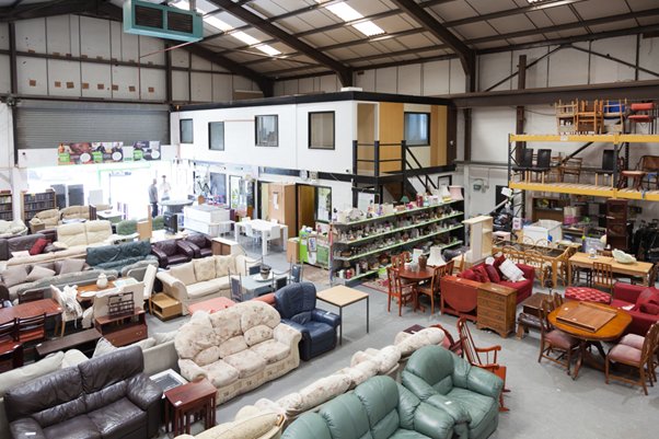 HomesforCathy's tweet image. Are you trying to furnish a home after a period of homelessness? Here are some organisations that can help with furniture or grants to get you settled into your new home. More on our blog ow.ly/Y5jF30nrFIo #startingafresh #secondhandfurniture #homelessness