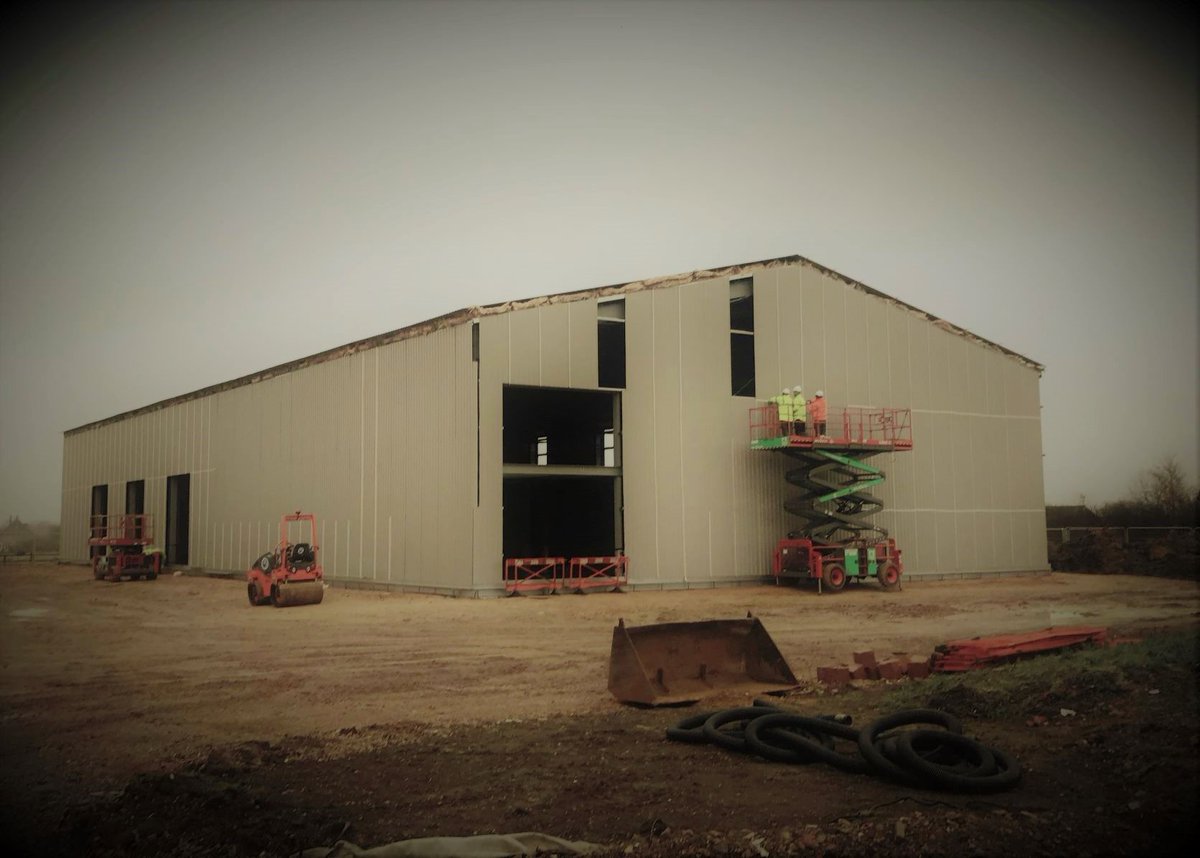 AbsoluteAVSLtd's tweet photo. So #MeadowBarn is making great progress, roll on late Spring when we can move in... the new office/warehouse is getting ready to have its outer walls put on and windows cut in #newoffice #newwarehouse #avtechnicians #avsolutions #absoluteavs #ourfuture https://t.co/shthOcZLjR