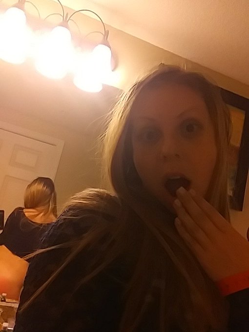 I <3 avn https://t.co/Nket3bqJLK