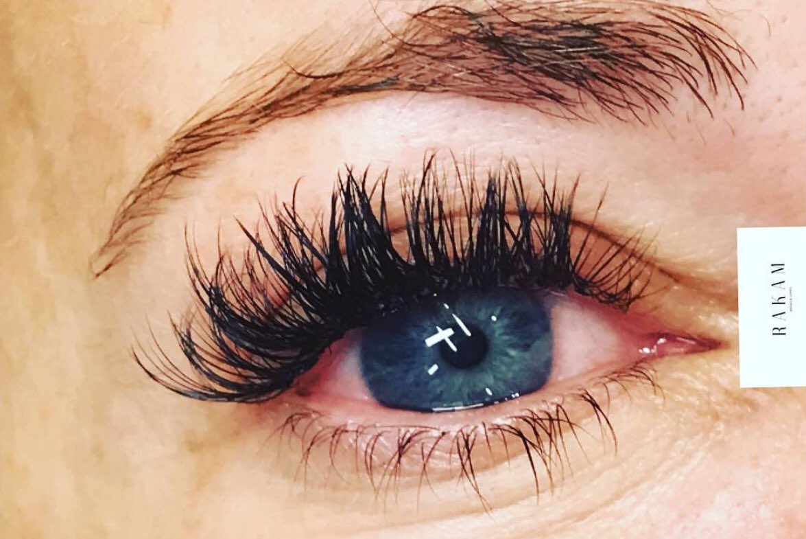 RakamBrows's tweet photo. Such beautiful eyes πof my gorgeous Susan π»
#fullsetlashes #hybridlashes #russianvolume
#striplashlook #glamcorelighting #russianvolumelashes #classiclashes #eyelashextensions #beautiful #eyes #lashlift #eyebrowthreading #workmates #woman #goals #eyelashperm #Eyes #Lashes https://t.co/B6uZuX6DUQ