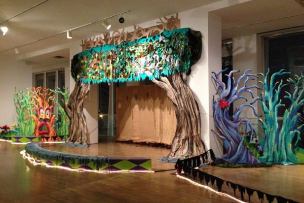 #kids Boneyard Boogie TOMORROW  <a href="/QueensMuseum/">Queens Museum</a> socialrugrats.com/event/Boneyard…