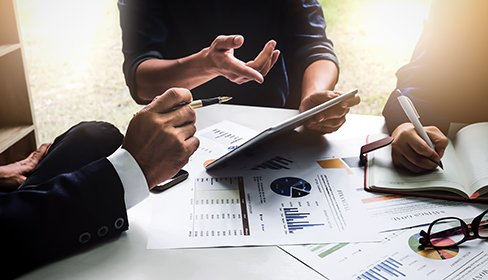 NexiaSABandT's tweet photo. To read the @NexiaSABandT article on IFRS 9 and intercompany loans and how these should be accounted for as well as related #challenges please visit the #Global #Insight page on the @Nexia_Intnl website:

https://t.co/tSysKDow3Q

#accountability #loans https://t.co/SSdmgVq0wK